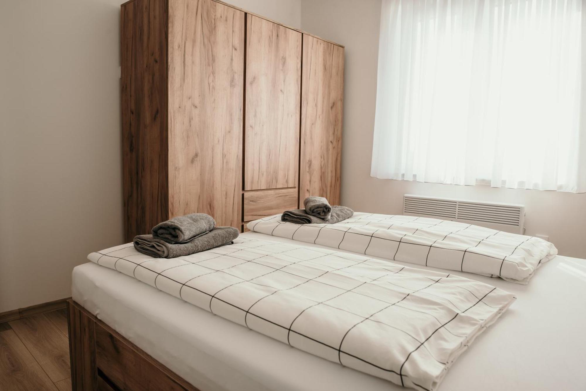 Apartman Krznaric Zupanja Buitenkant foto