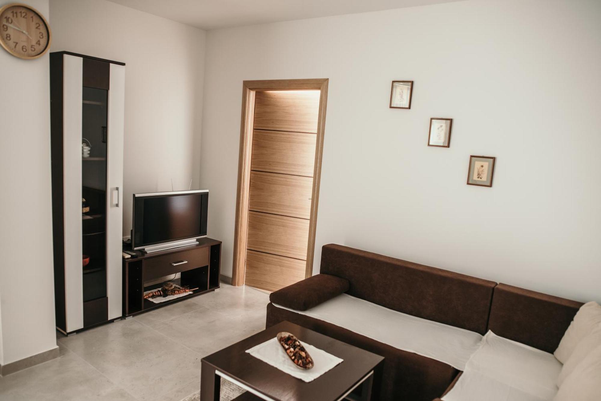 Apartman Krznaric Zupanja Buitenkant foto